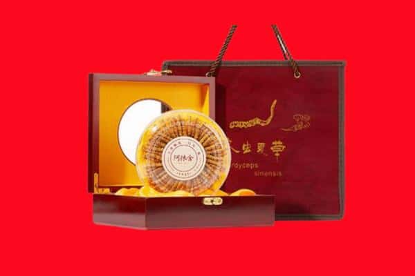 收购资讯:魏都区回收冬虫夏草是按克吗